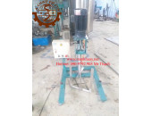 Máy khuấy nâng hạ cánh quét thùng