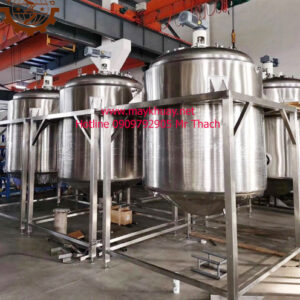 Bồn khuấy kết hợp hệ thống cầu thang